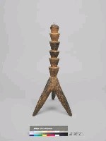 藏品(木燭台)的圖片